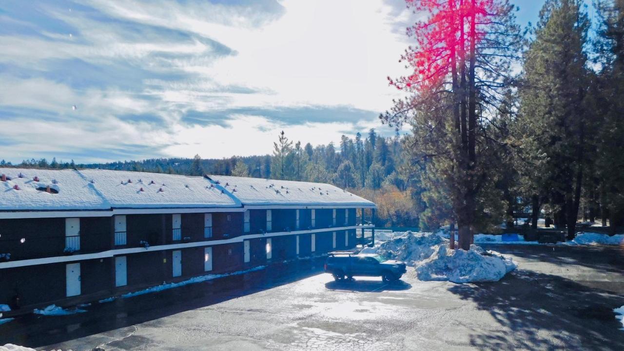 Travelodge By Wyndham Big Bear Lake Ca Exteriör bild